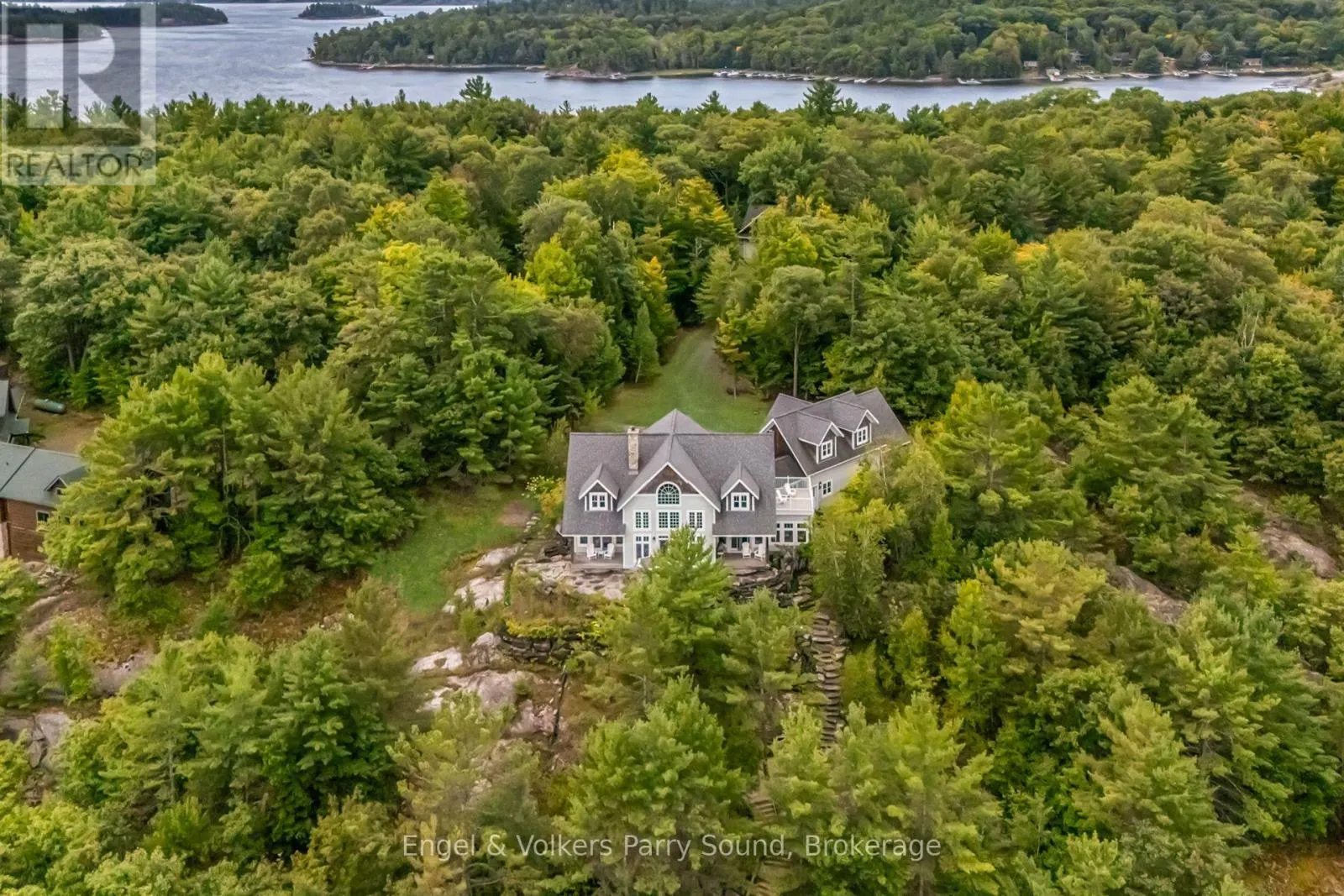 22 BEACON POINT DRIVE