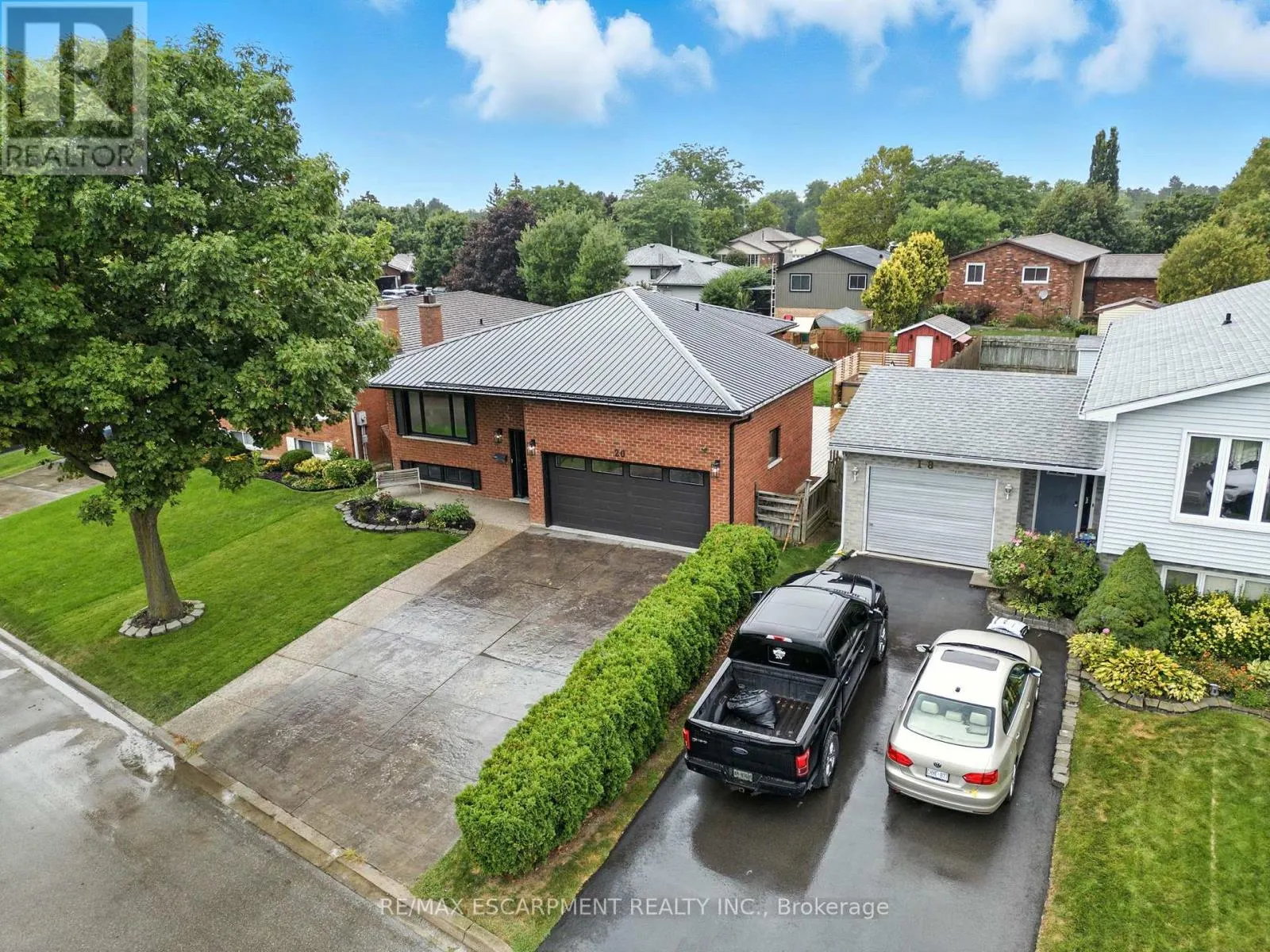 20 WOODFIELD AVENUE