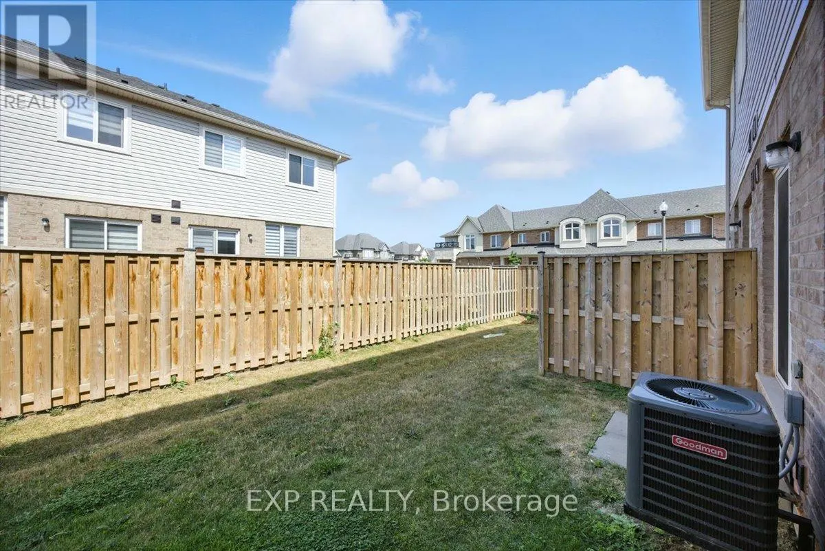 27 MOCKINGBIRD LANE E