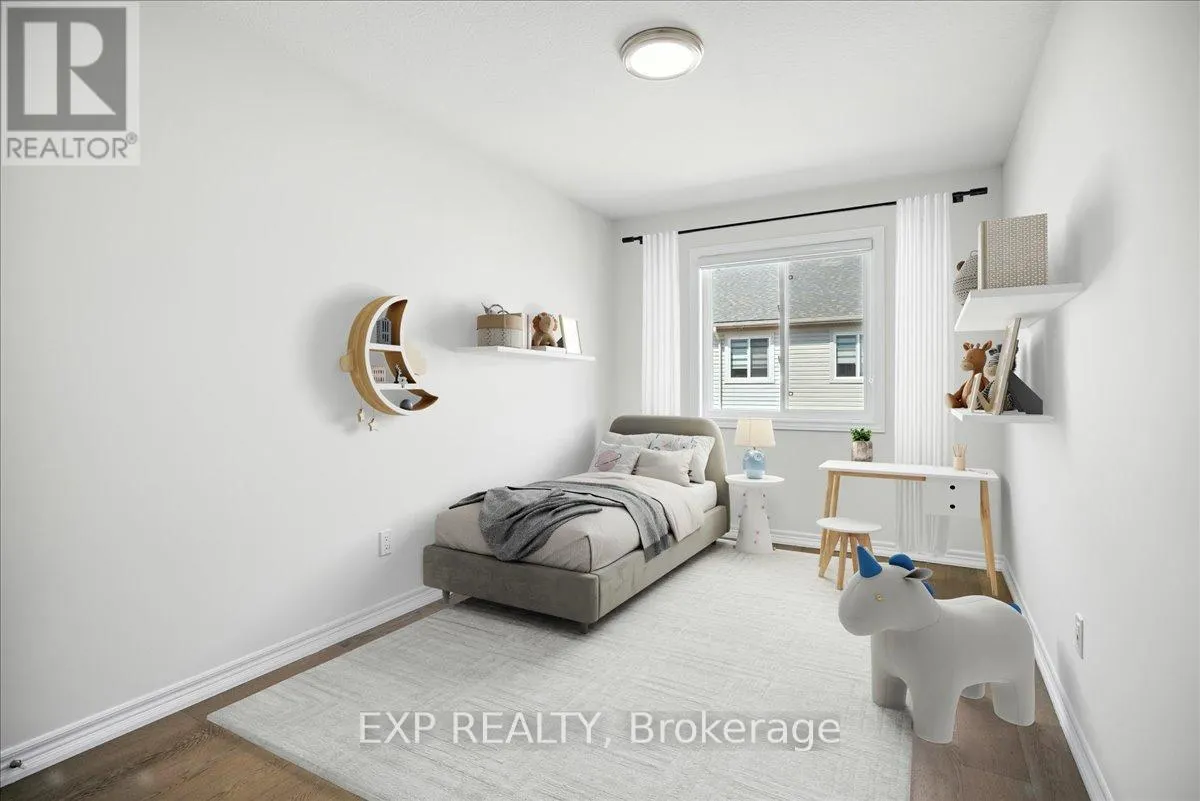 27 MOCKINGBIRD LANE E