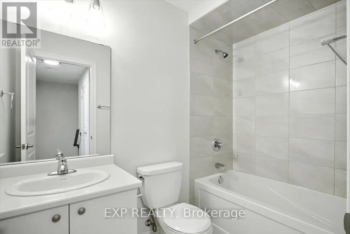 27 MOCKINGBIRD LANE E