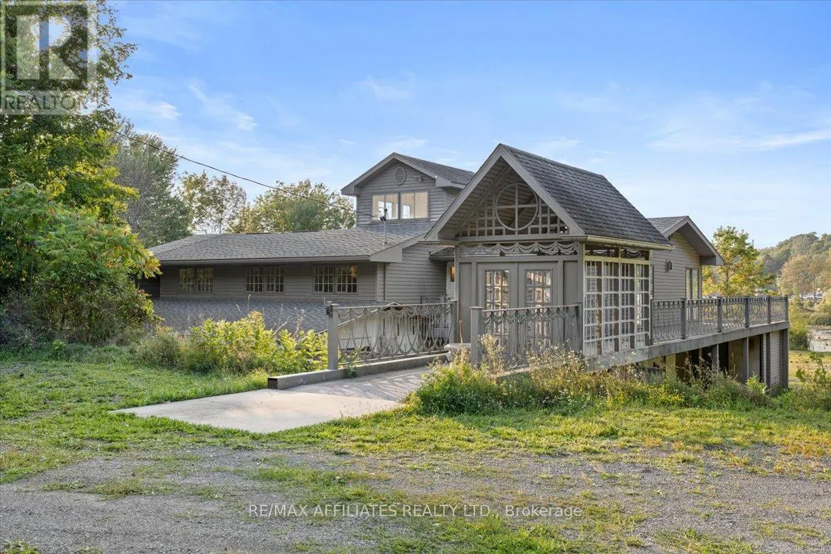 1215 NARROWS LOCK ROAD