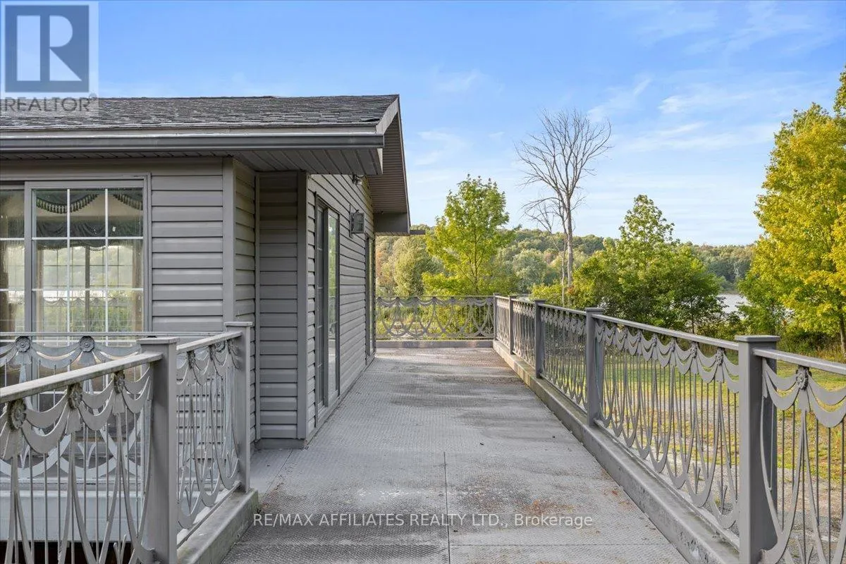1215 NARROWS LOCK ROAD