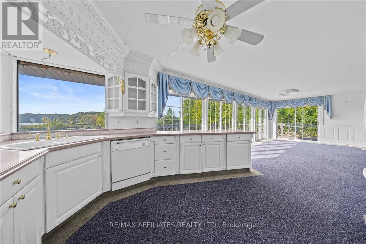 1215 NARROWS LOCK ROAD
