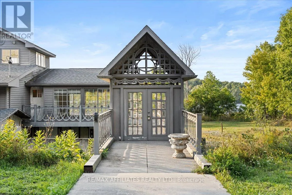 1215 NARROWS LOCK ROAD