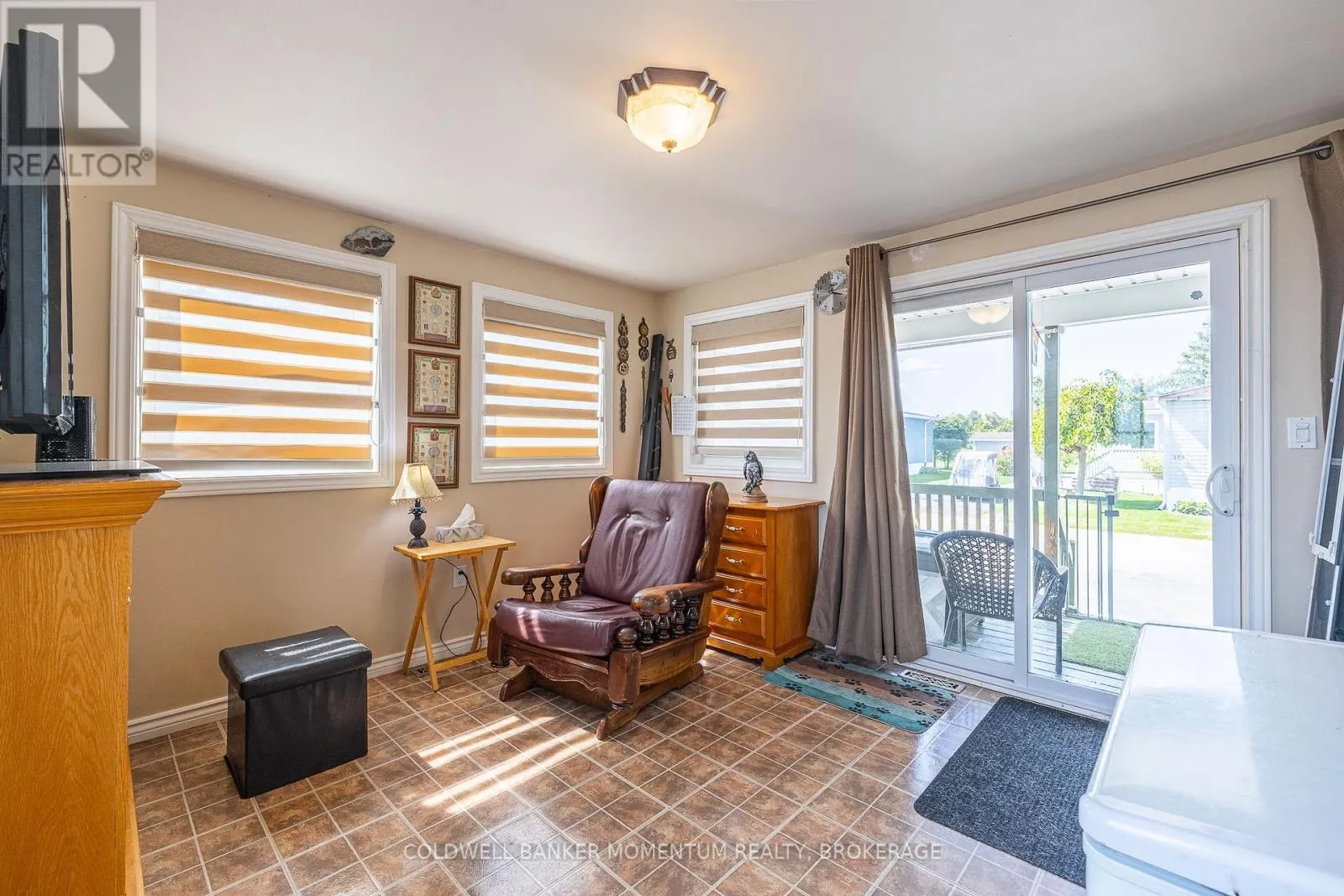 202 - 3033 TOWNLINE ROAD, #202