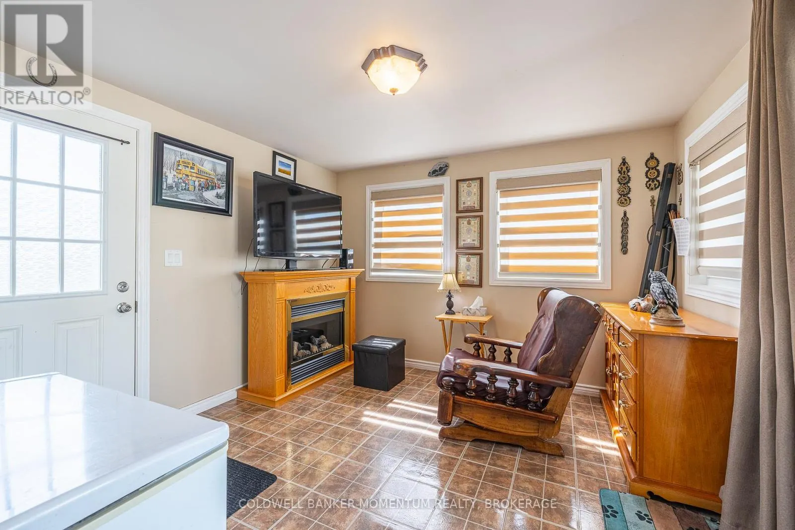 202 - 3033 TOWNLINE ROAD, #202