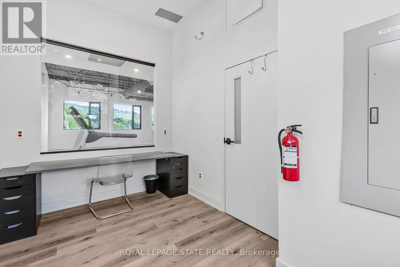 LEVEL 3 - 112 KING STREET W