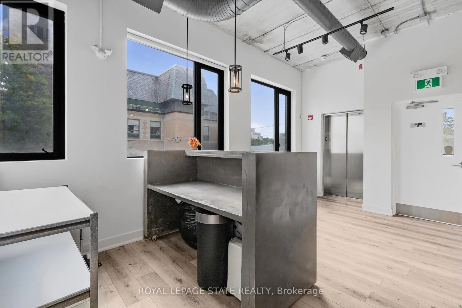 LEVEL 2 & 3 - 112 KING STREET W