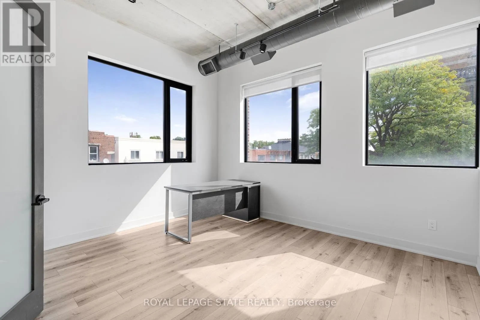 LEVEL 2 & 3 - 112 KING STREET W