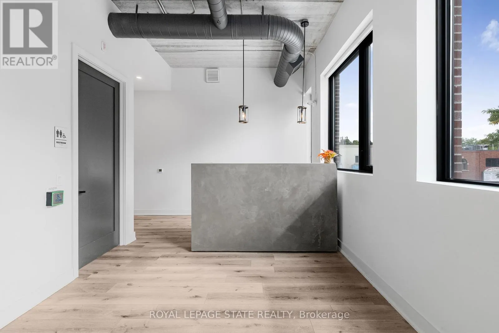 LEVEL 2 & 3 - 112 KING STREET W