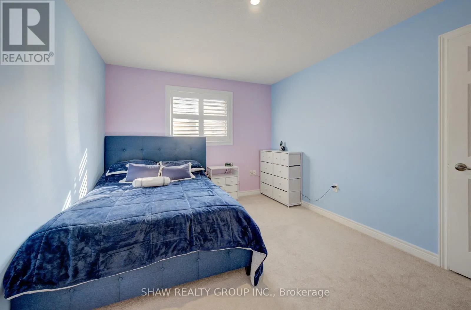 571 STONEHENGE DRIVE