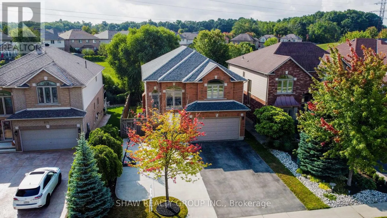 571 STONEHENGE DRIVE