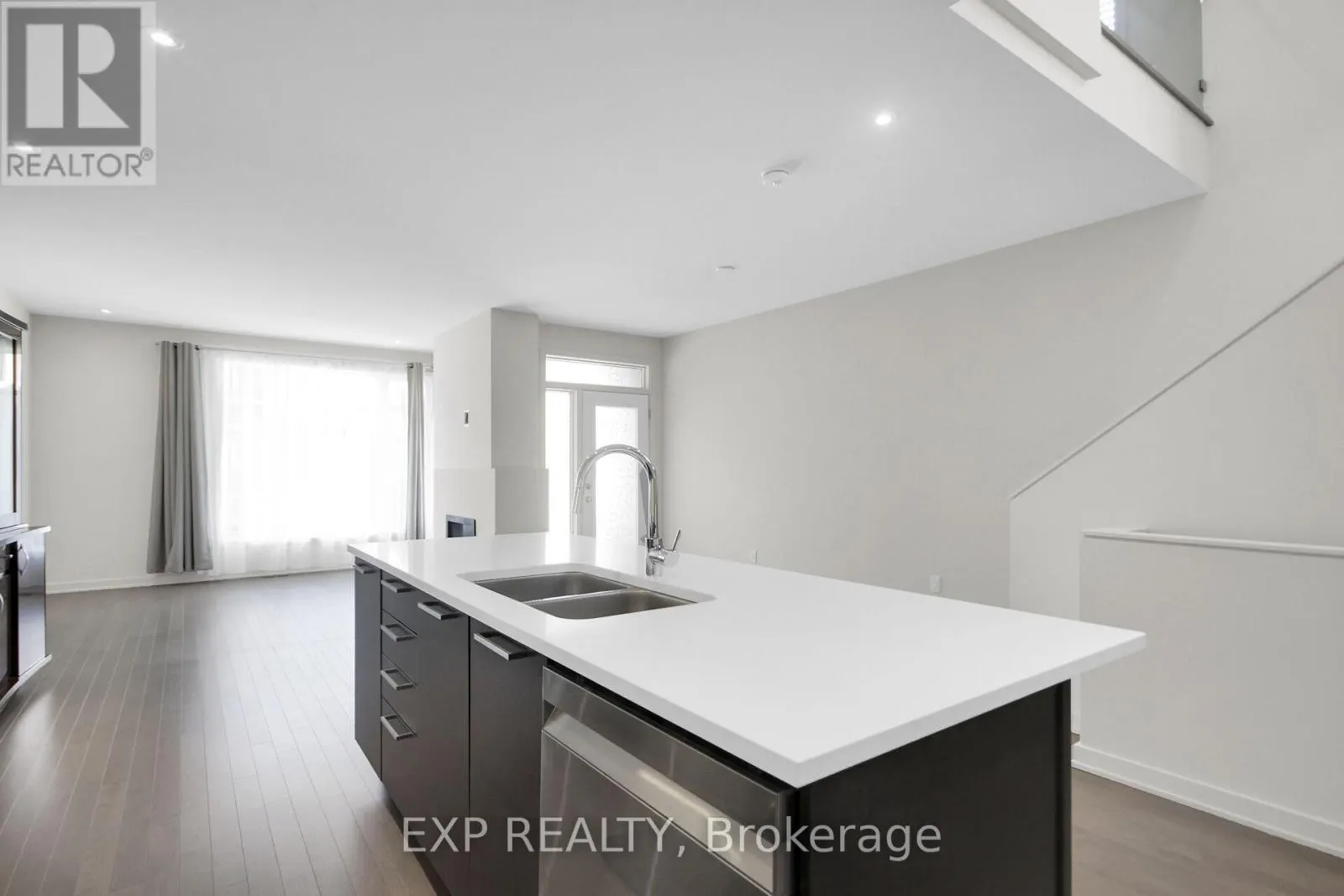 217 PISCES TERRACE