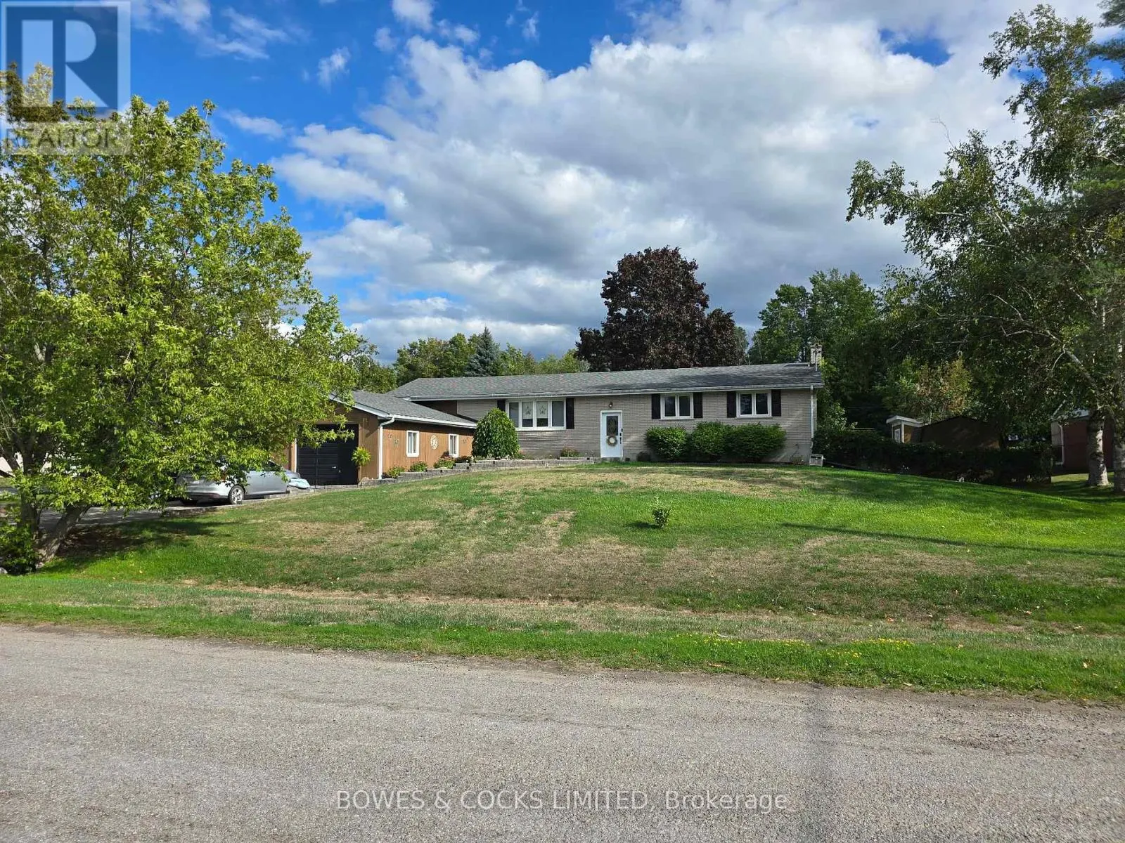33 MAPLE GROVE ROAD
