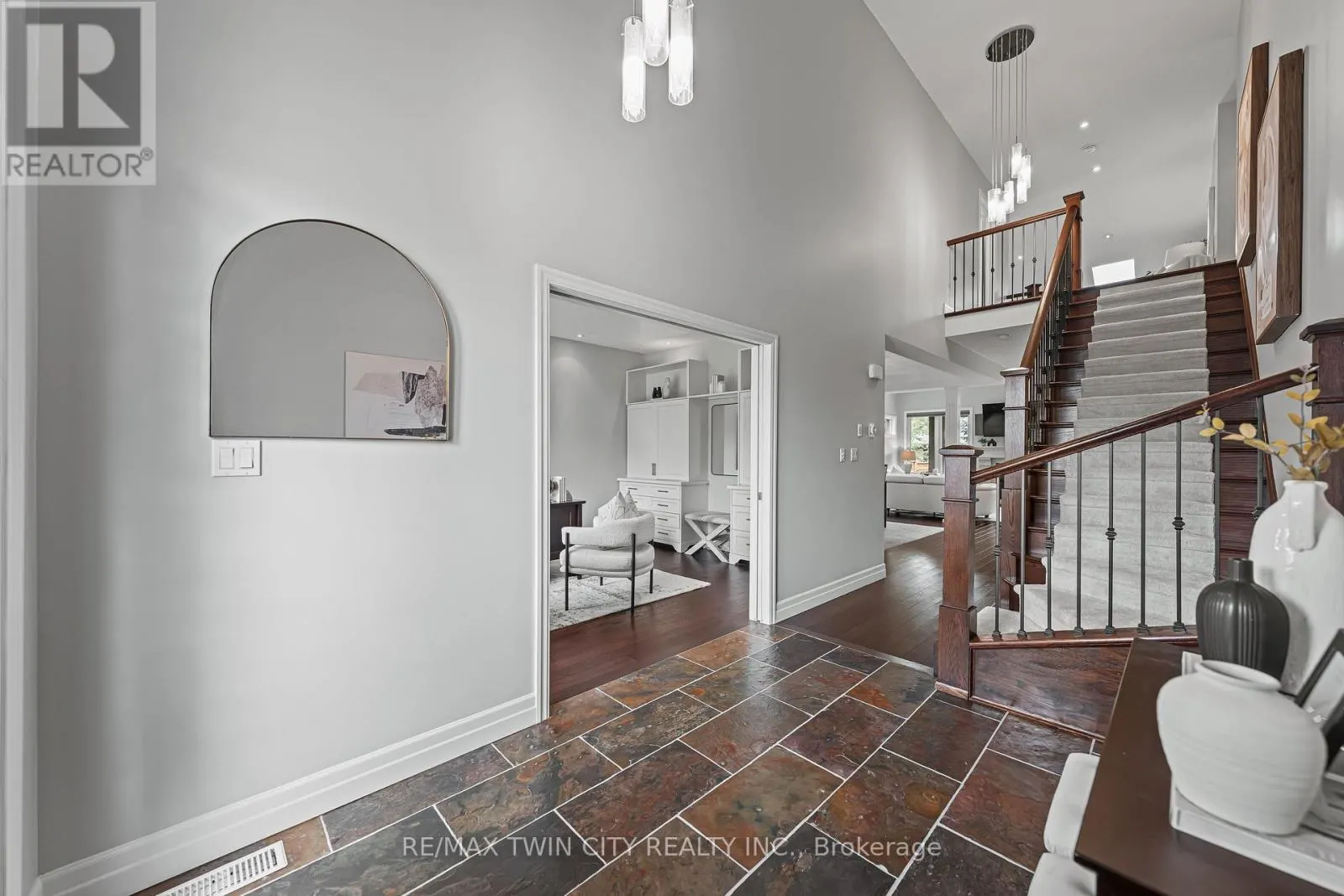 308 DEERFOOT TRAIL