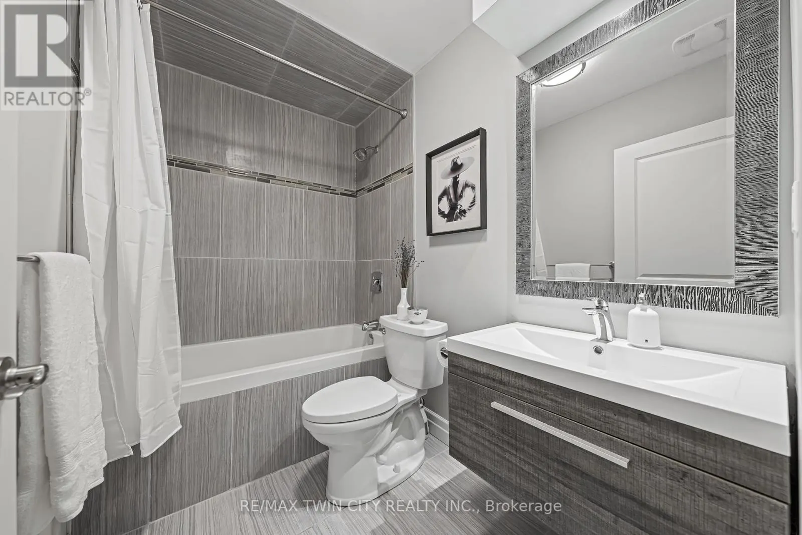 308 DEERFOOT TRAIL