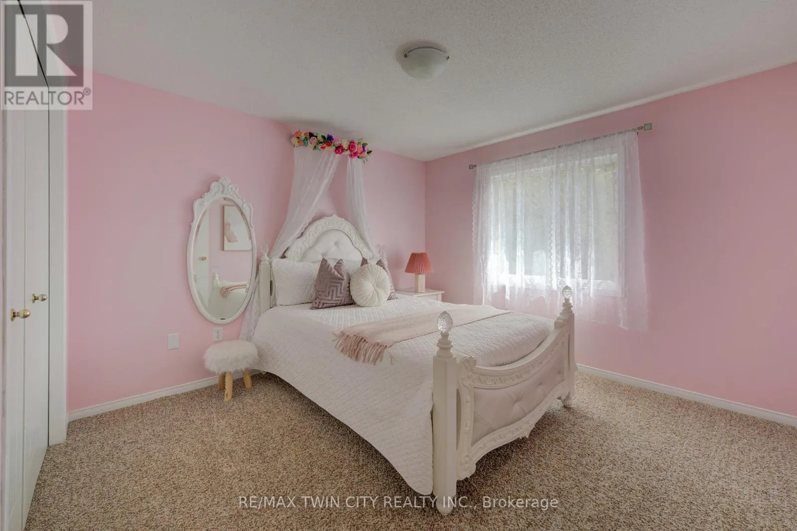 503 VERONICA DRIVE