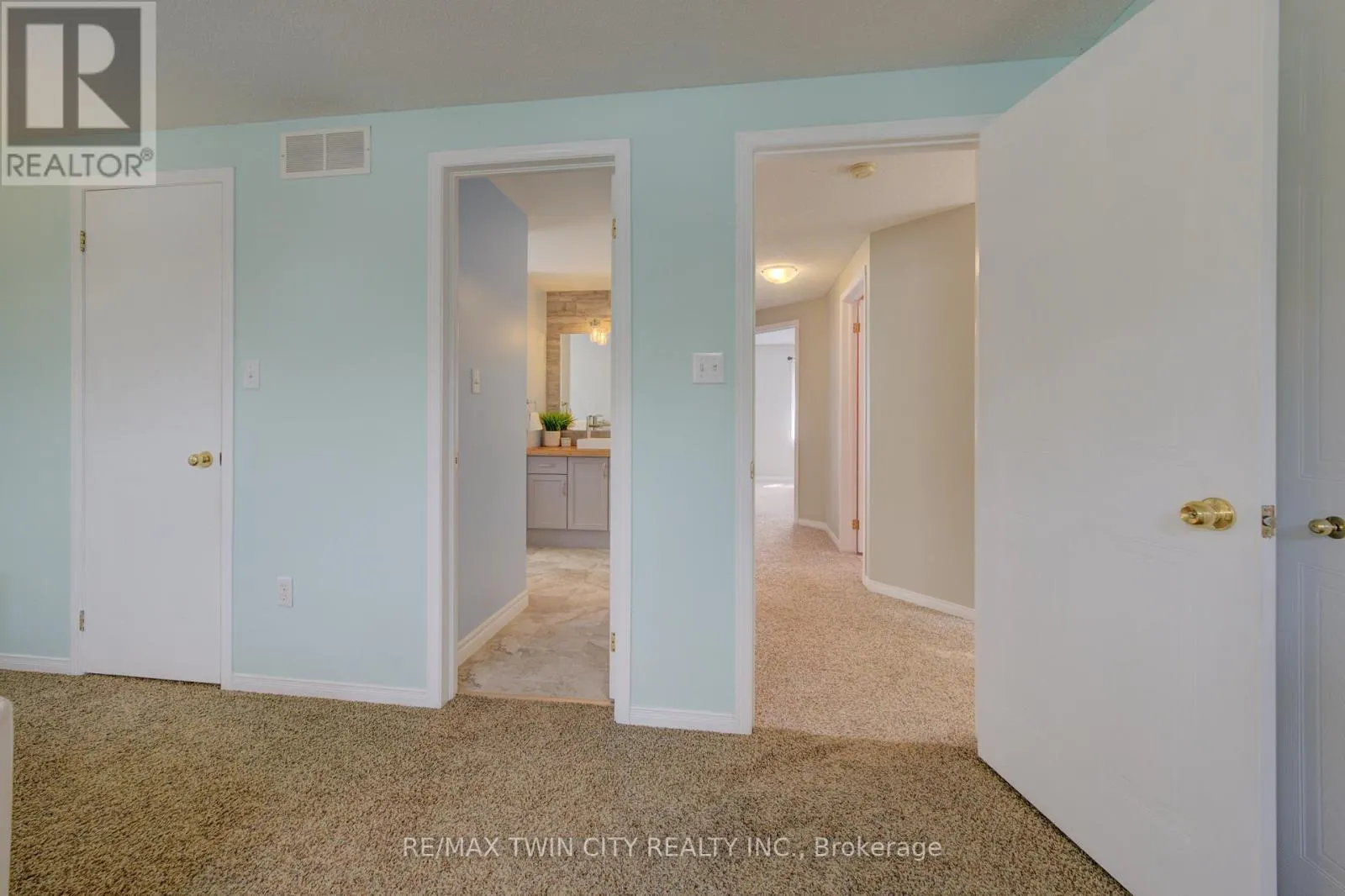 503 VERONICA DRIVE