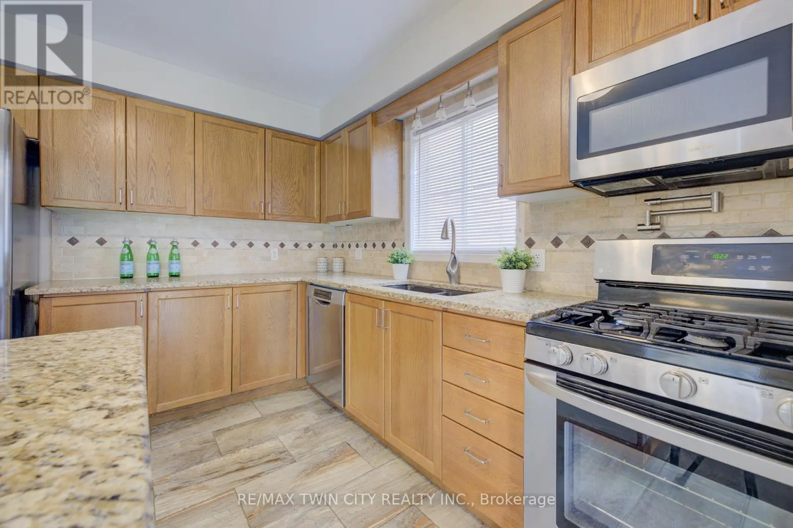 503 VERONICA DRIVE
