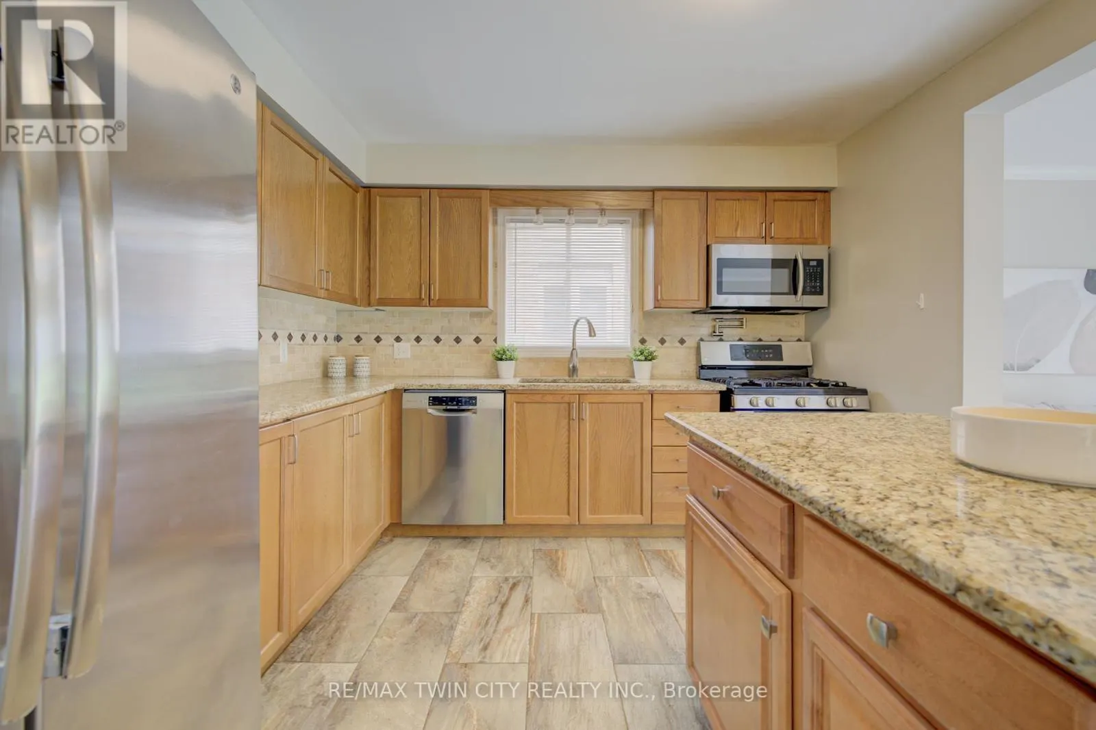 503 VERONICA DRIVE