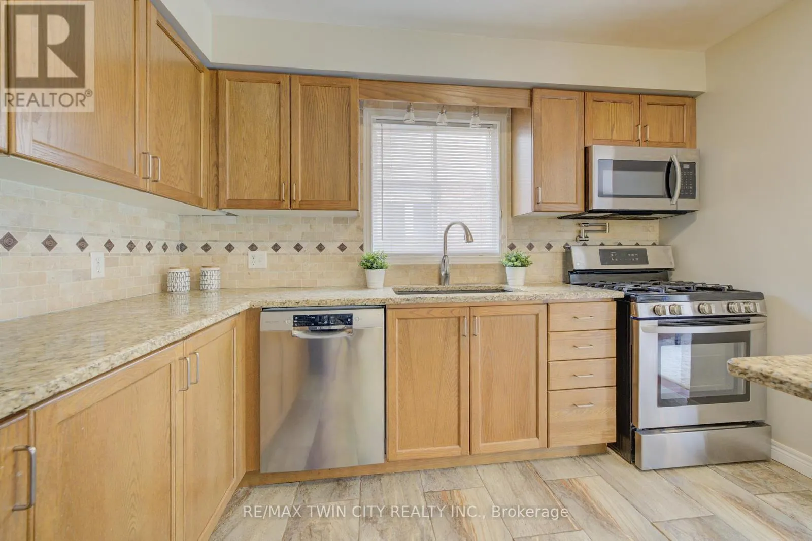 503 VERONICA DRIVE