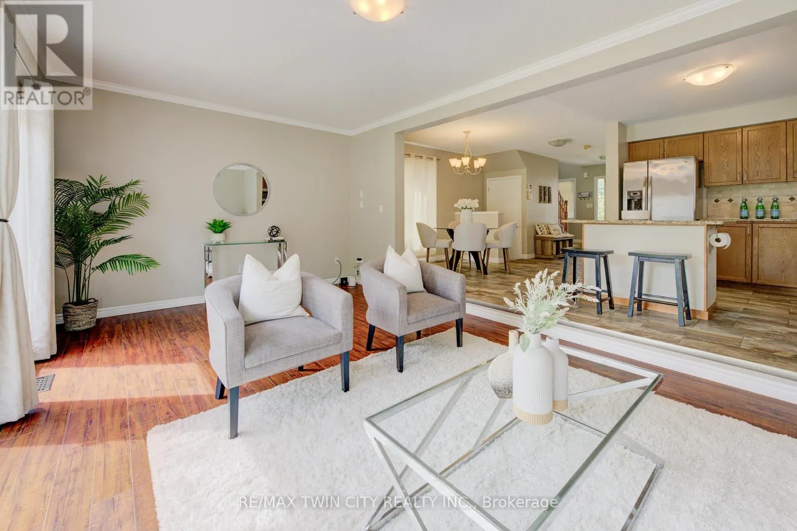 503 VERONICA DRIVE
