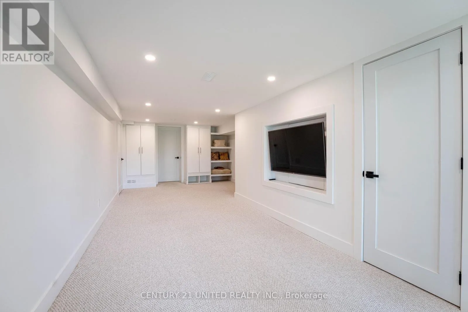 1105 PRIMROSE LANE