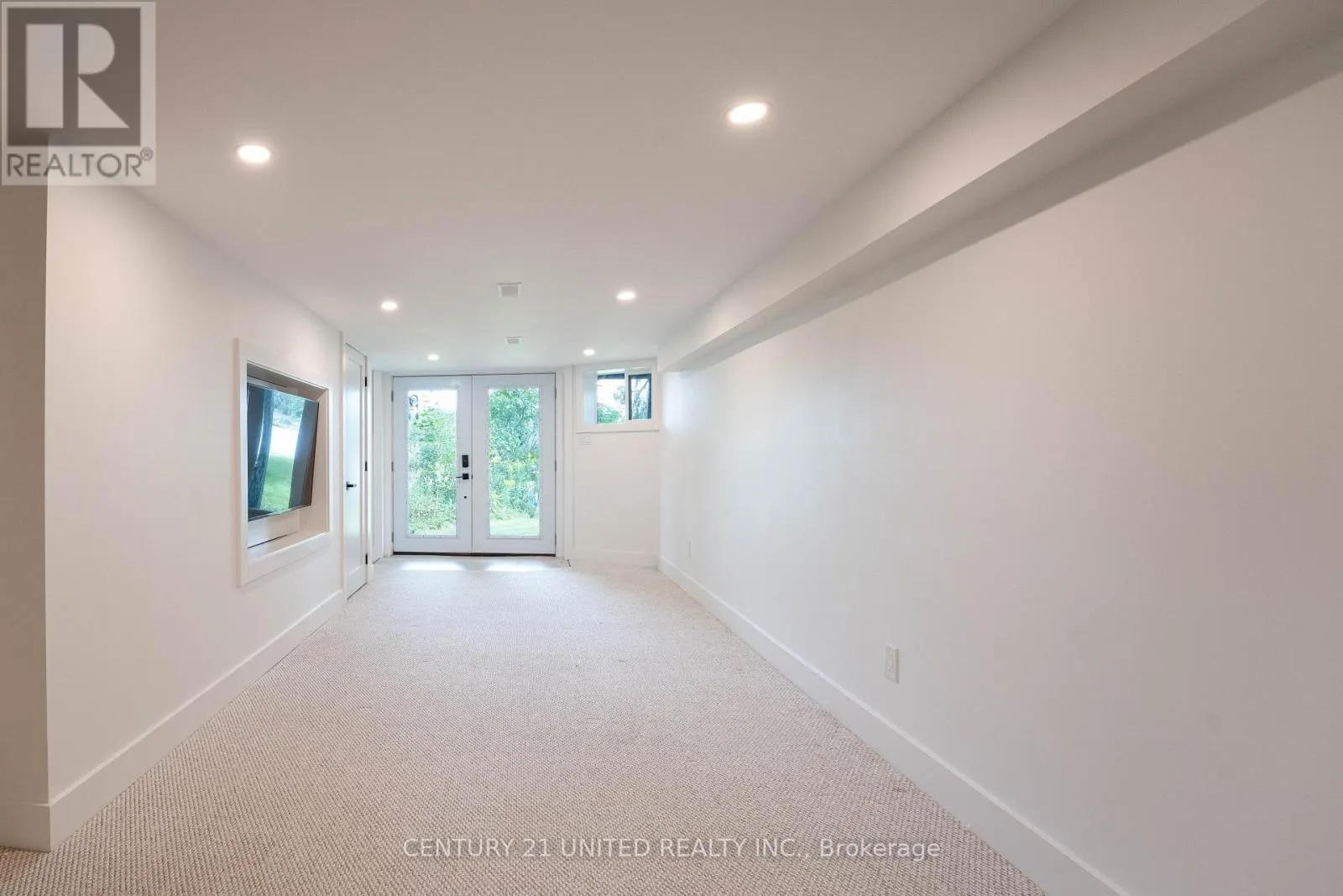 1105 PRIMROSE LANE