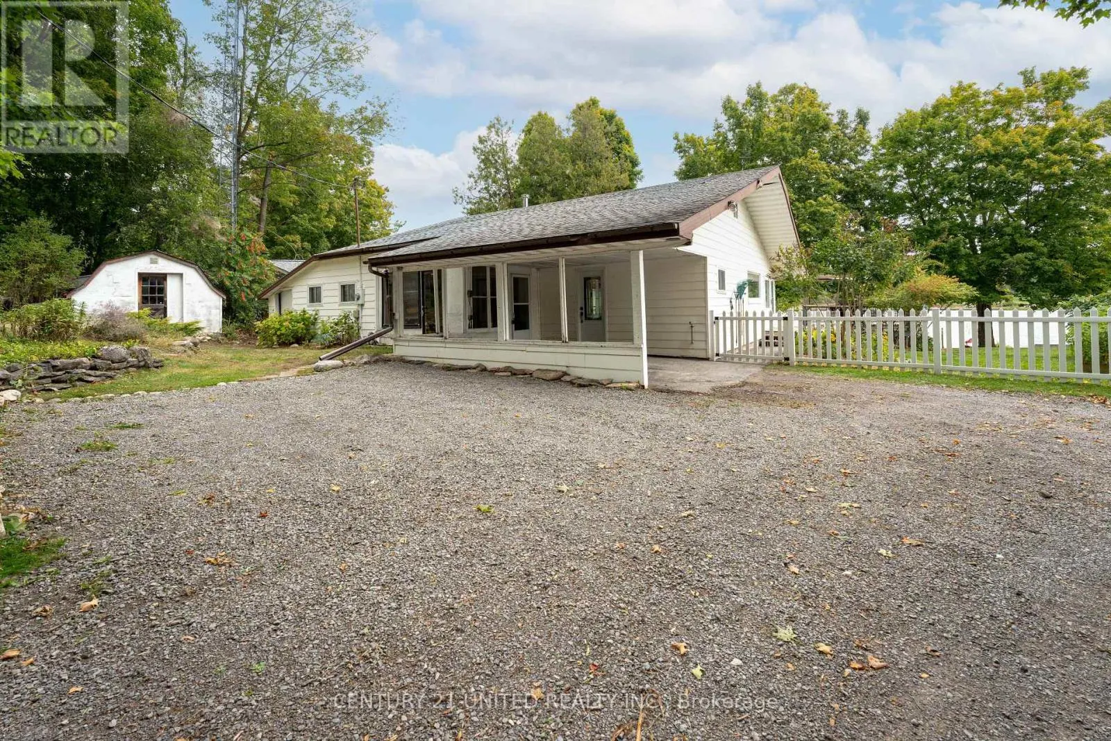 1105 PRIMROSE LANE