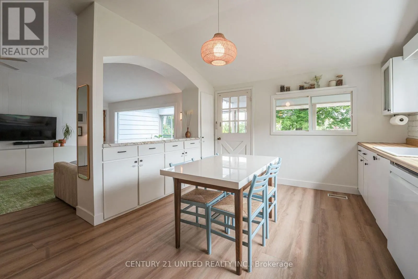 1105 PRIMROSE LANE