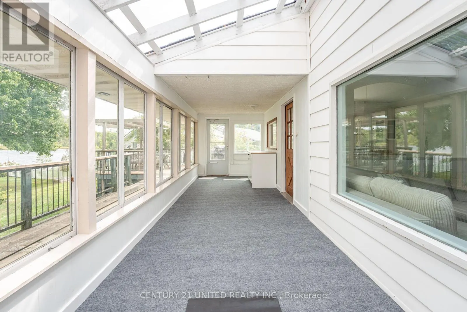 1105 PRIMROSE LANE