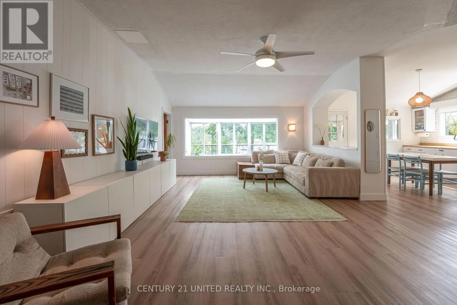 1105 PRIMROSE LANE