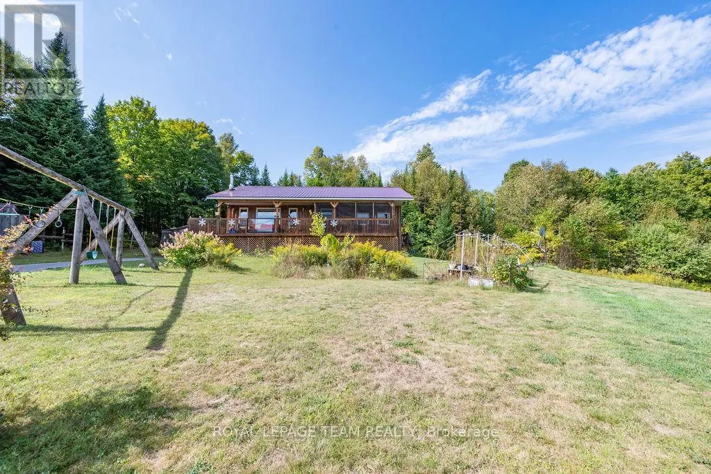 105 HEINS ROAD
