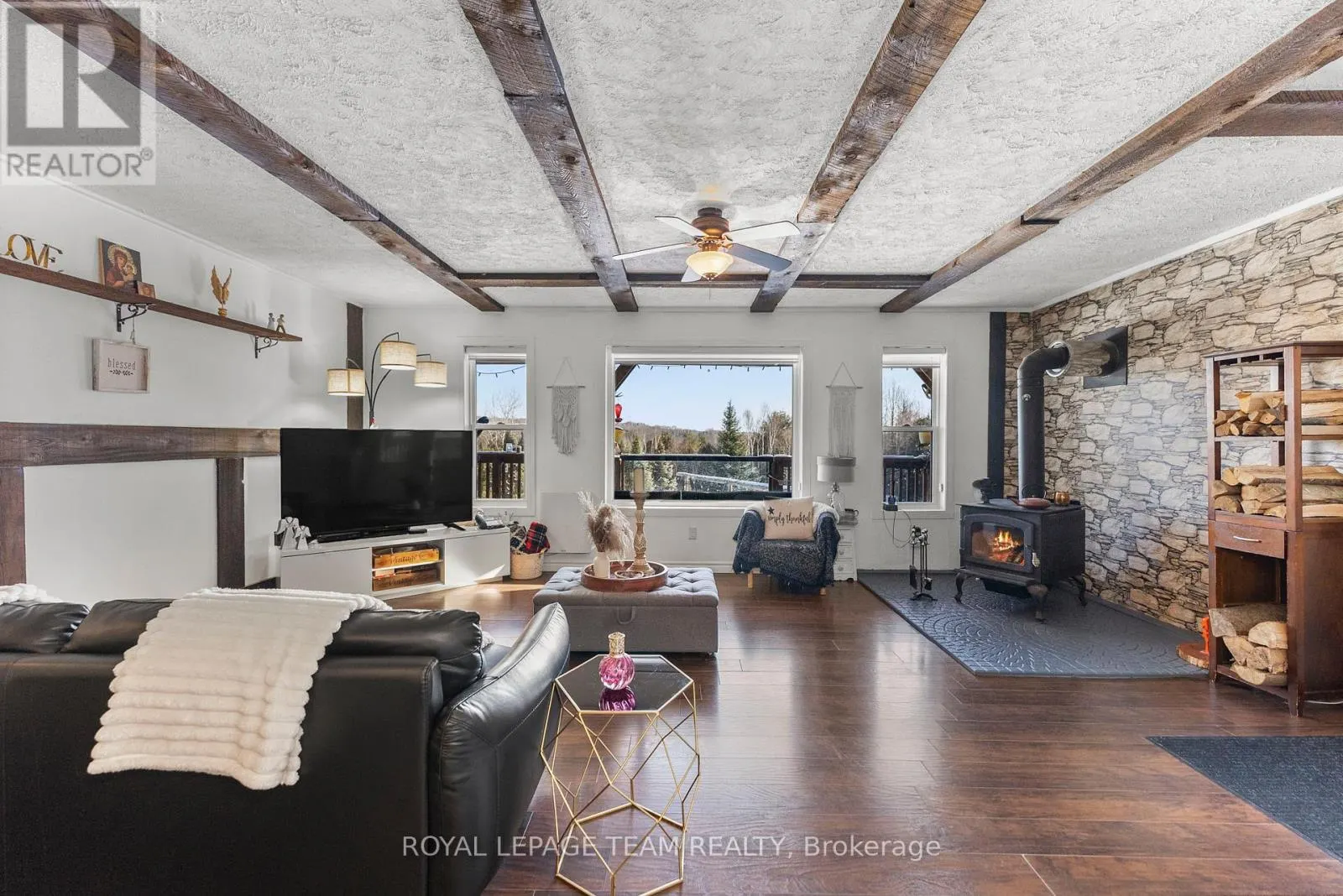 105 HEINS ROAD
