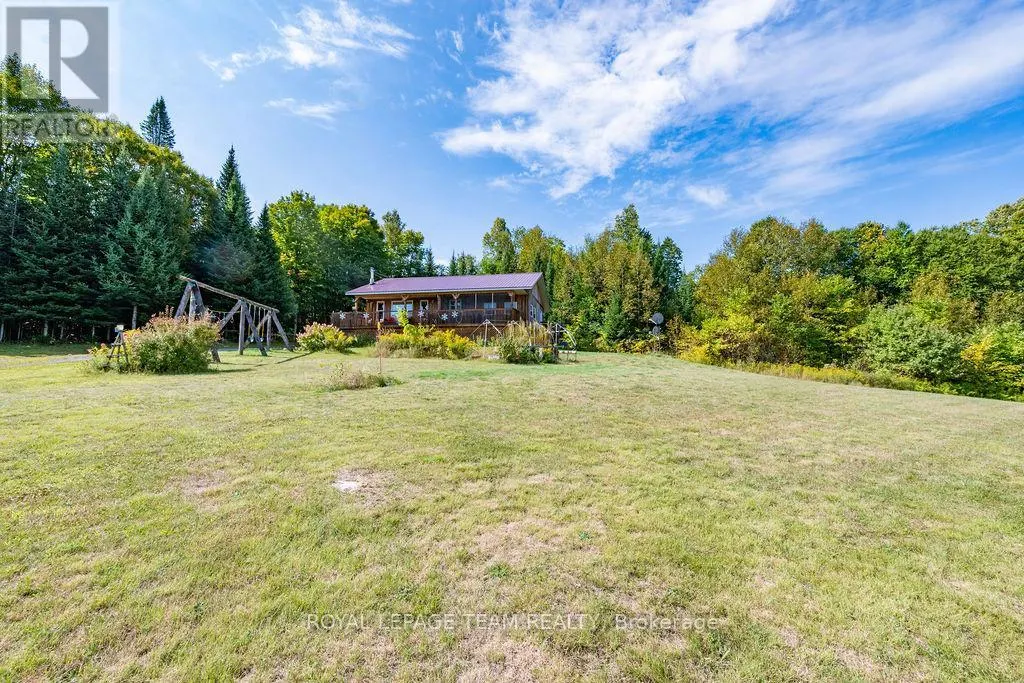105 HEINS ROAD
