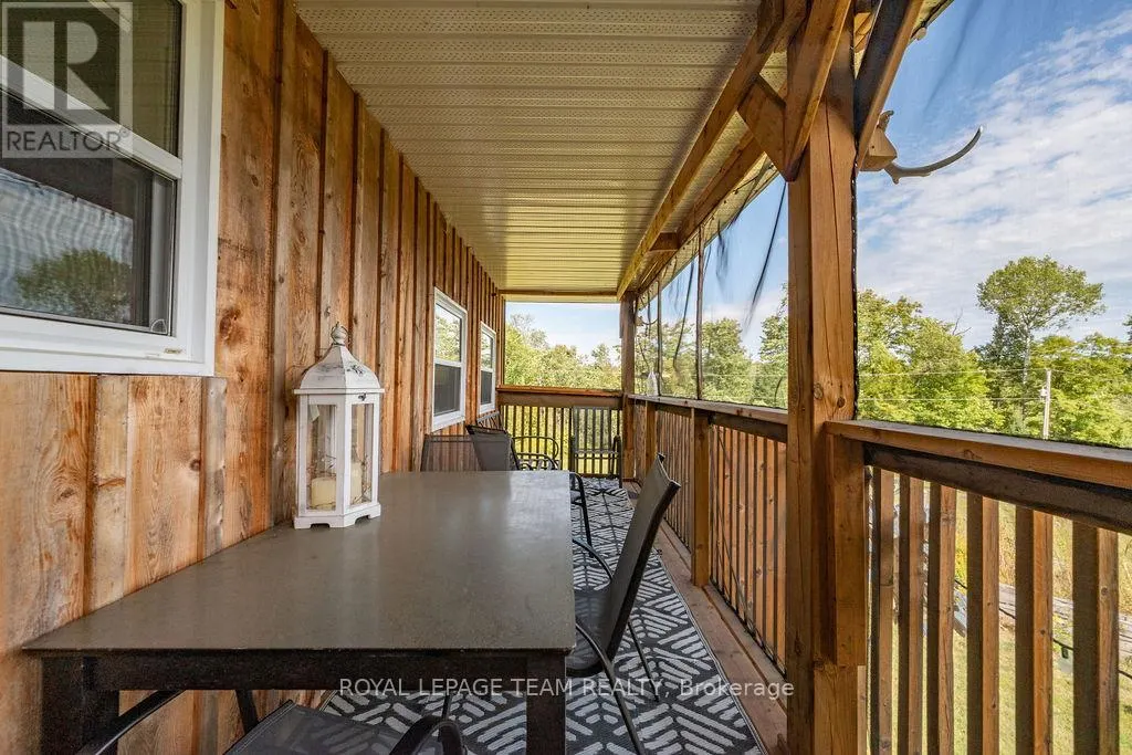 105 HEINS ROAD