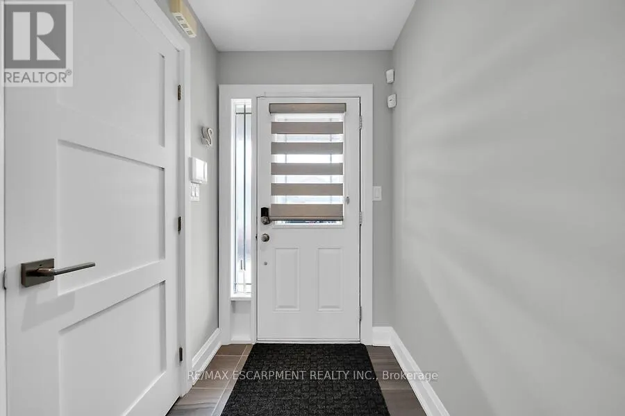 123 WESTBANK TRAIL