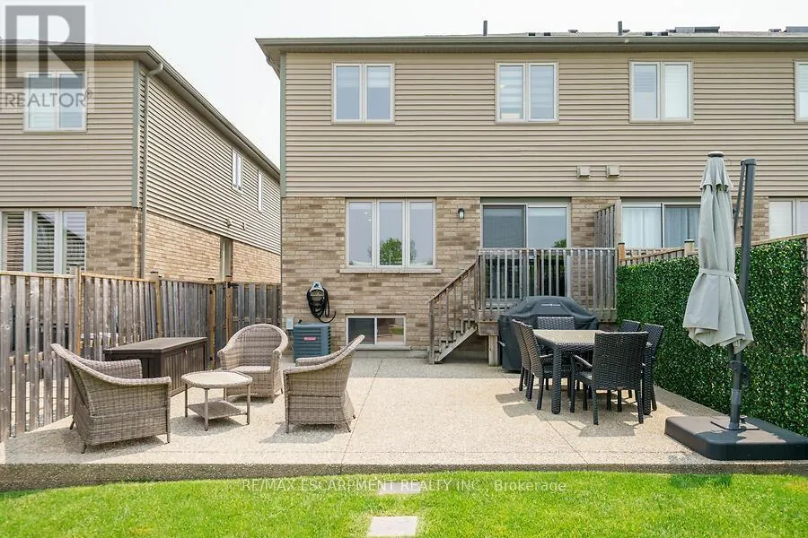 123 WESTBANK TRAIL