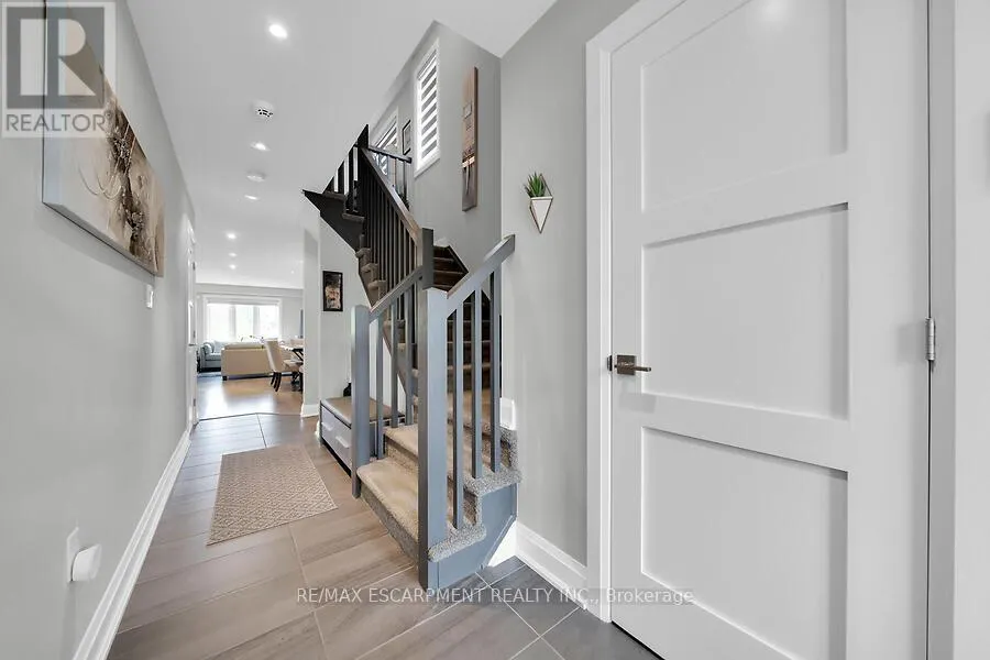 123 WESTBANK TRAIL