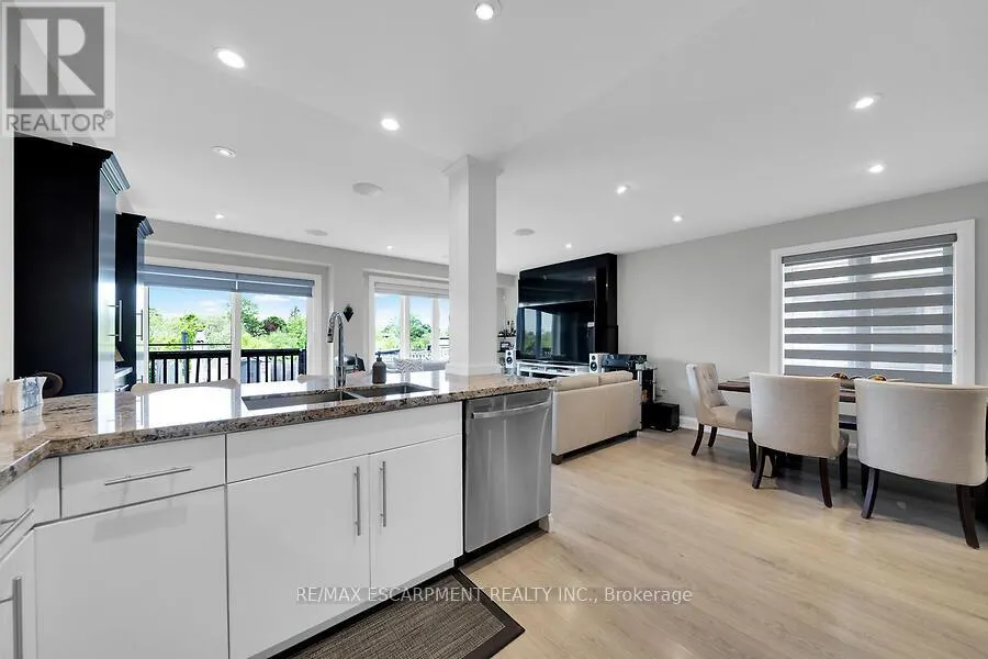 123 WESTBANK TRAIL