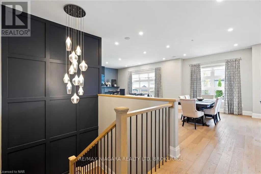 13 FRANCESCO CRESCENT