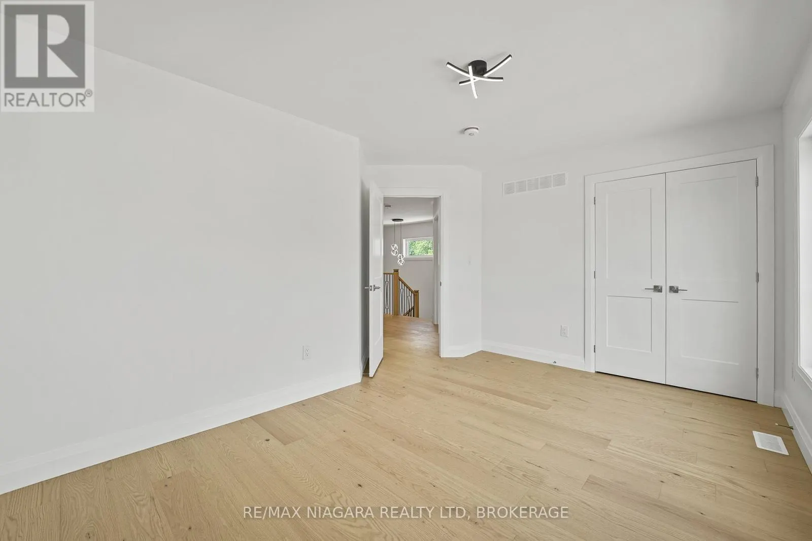 126 CHETWOOD STREET