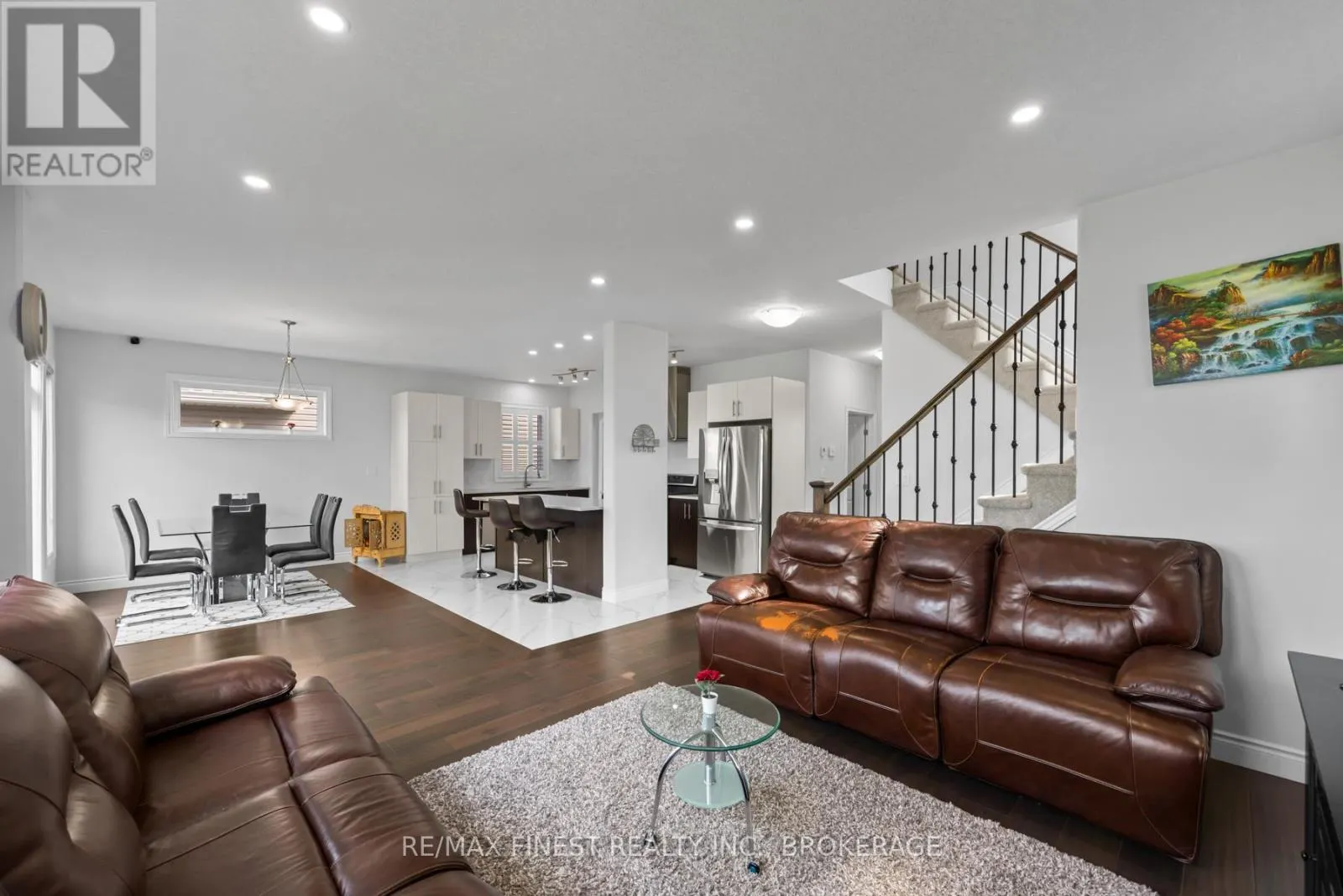 609 GWEN AVENUE