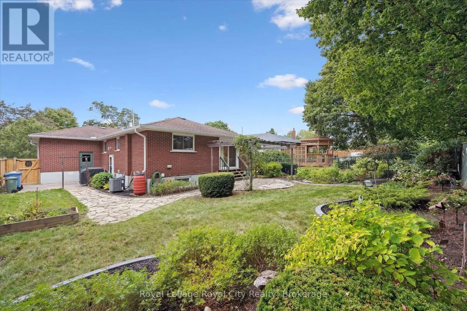 29 ALGOMA DRIVE