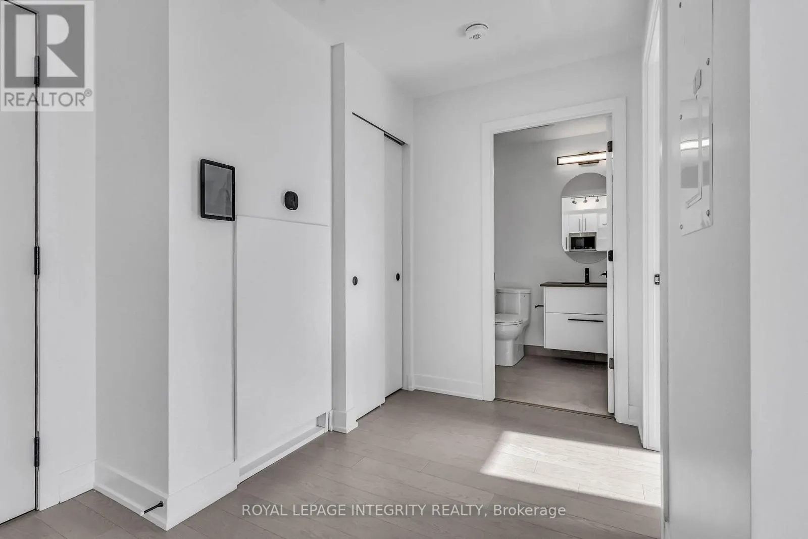 716 - 560 RIDEAU STREET