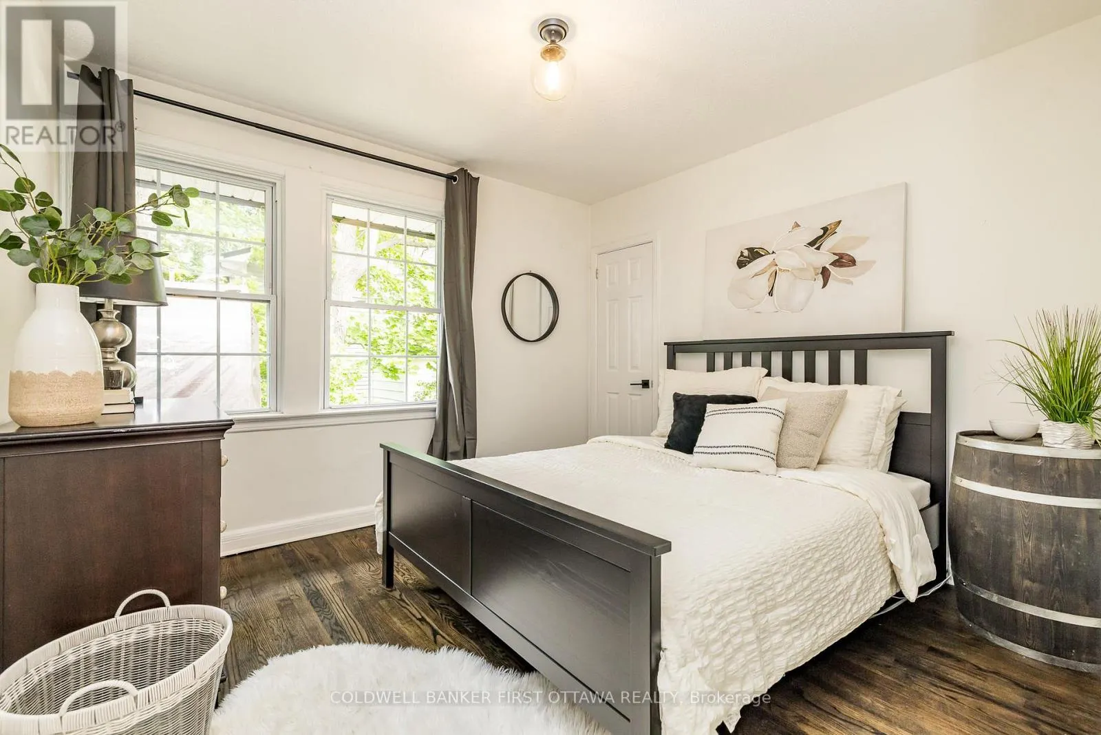 1 PORTER STREET