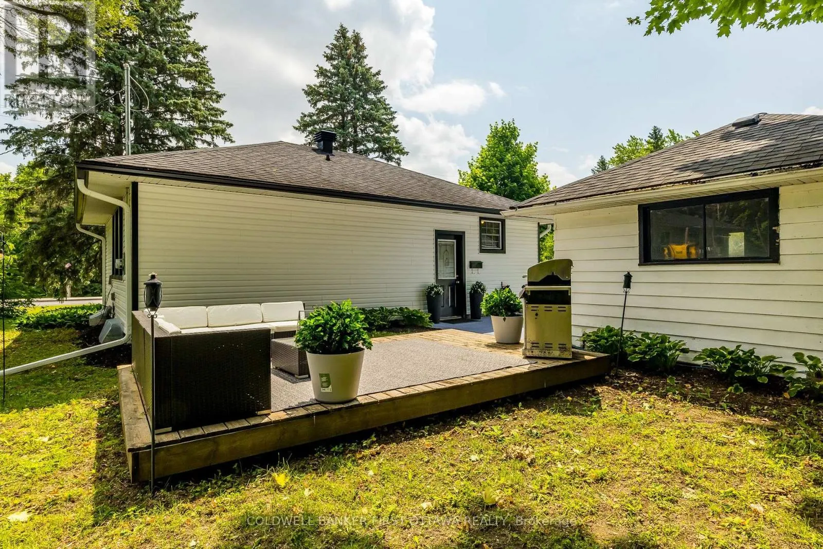 1 PORTER STREET