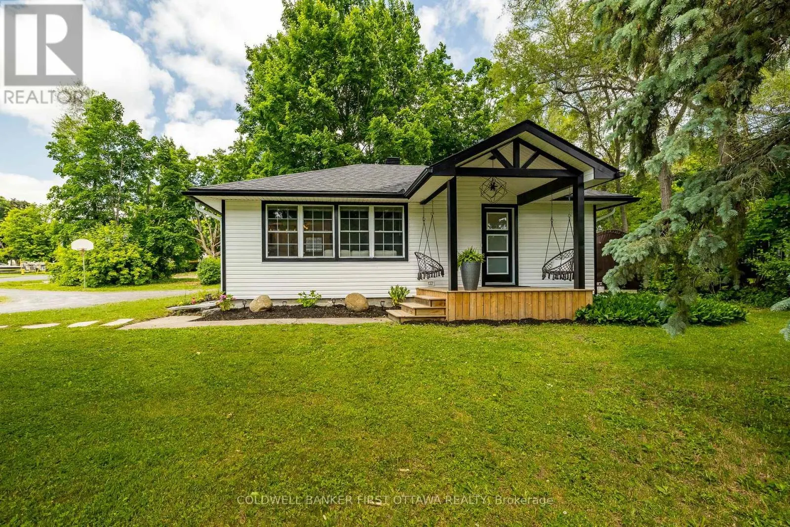 1 PORTER STREET