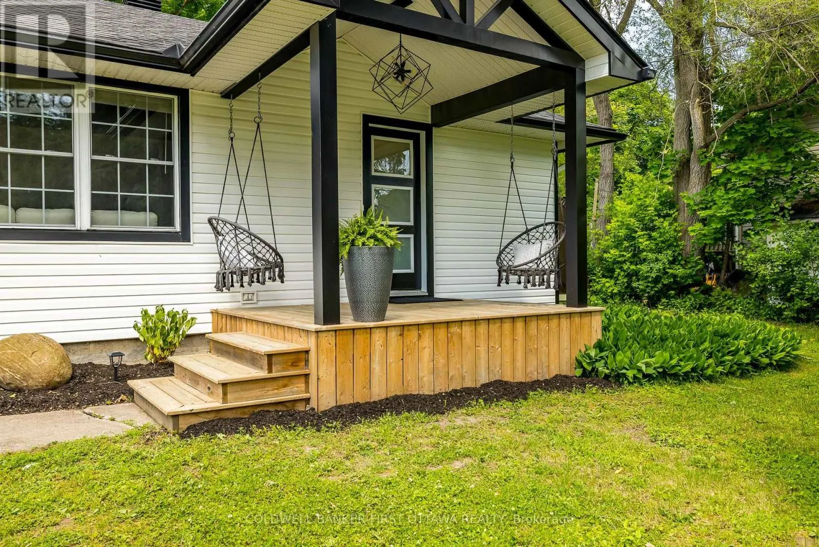 1 PORTER STREET